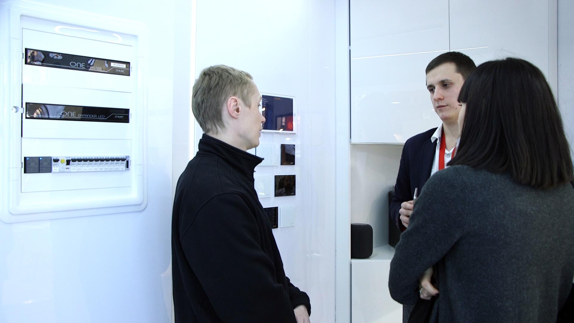 DEIMIC | Mobilny showroom