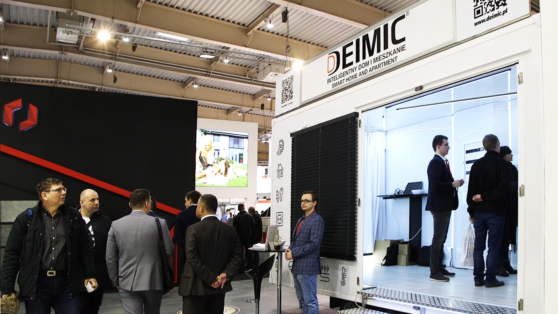 DEIMIC | Mobilny showroom