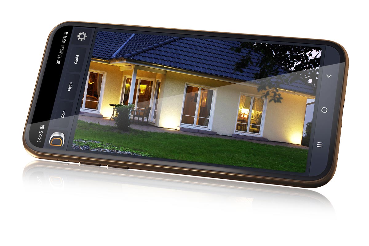 Symulacja obecności w inteligentnym domu DEIMIC